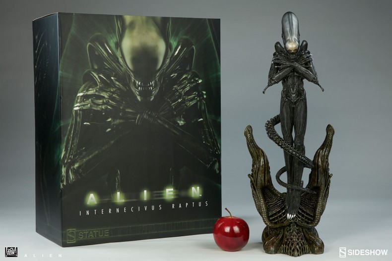 alien-internecivus-raptus-statue-200464-7