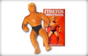 „Stretch Armstrong” се разтяга към екрана
