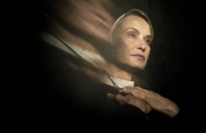 Вижте първите 5 минути от втория сезон на „American Horror Story: Asylum”