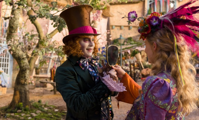 alice-through-the-looking-glass-review-img06-20160527