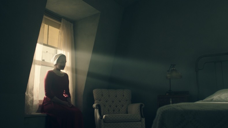 the-handmaids-tale-2-pic