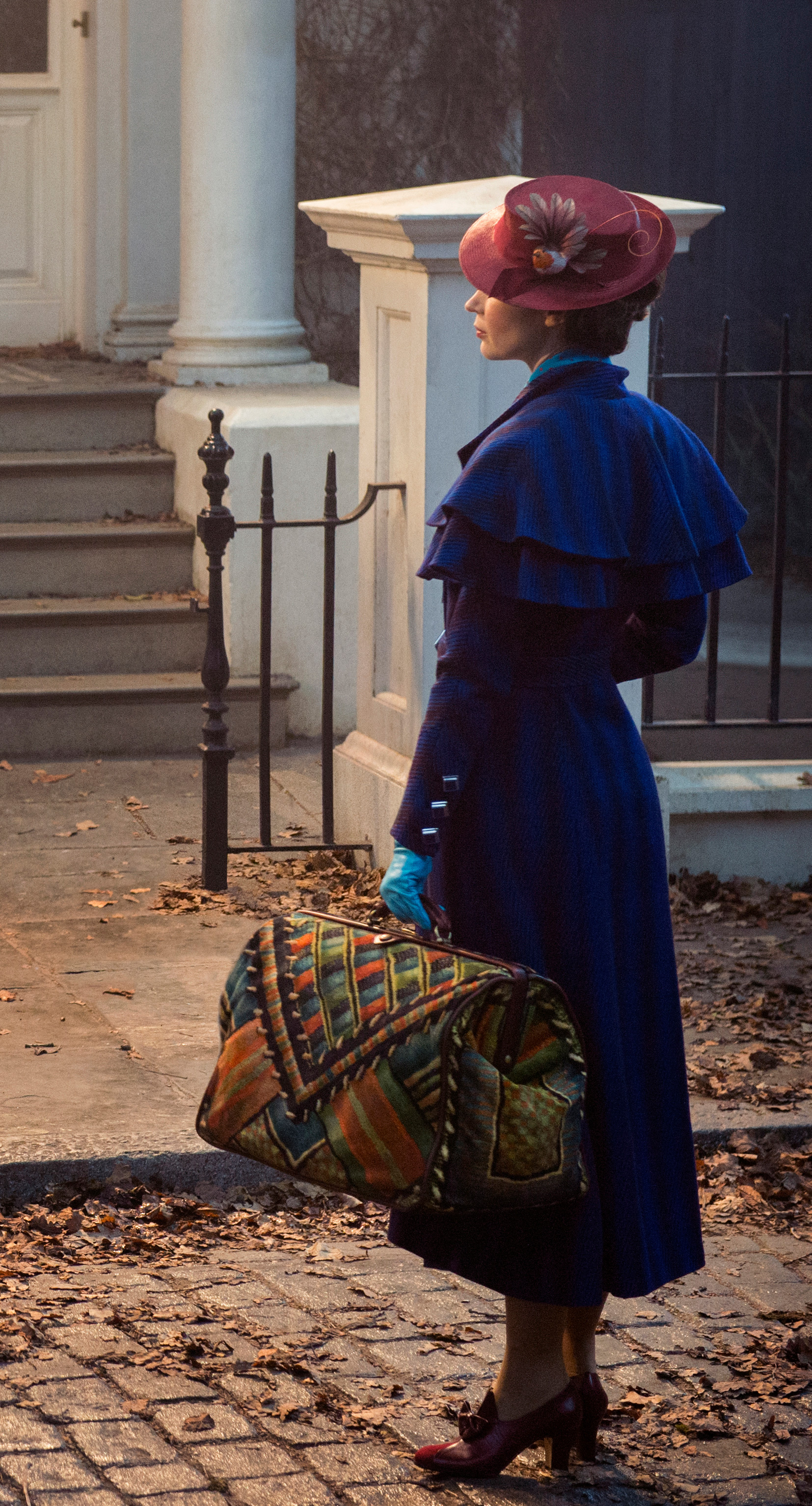 Mary-Poppins-Returns-Emily-Blunt