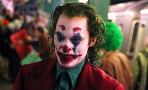 Нов поглед към Хоакин Финикс и Зази Бийтс в „Joker“ на Тод Филипс