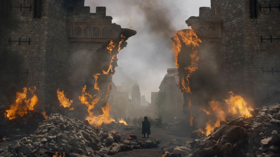 game-of-thrones-season-8-episode-5-tyrion-in-wreckage