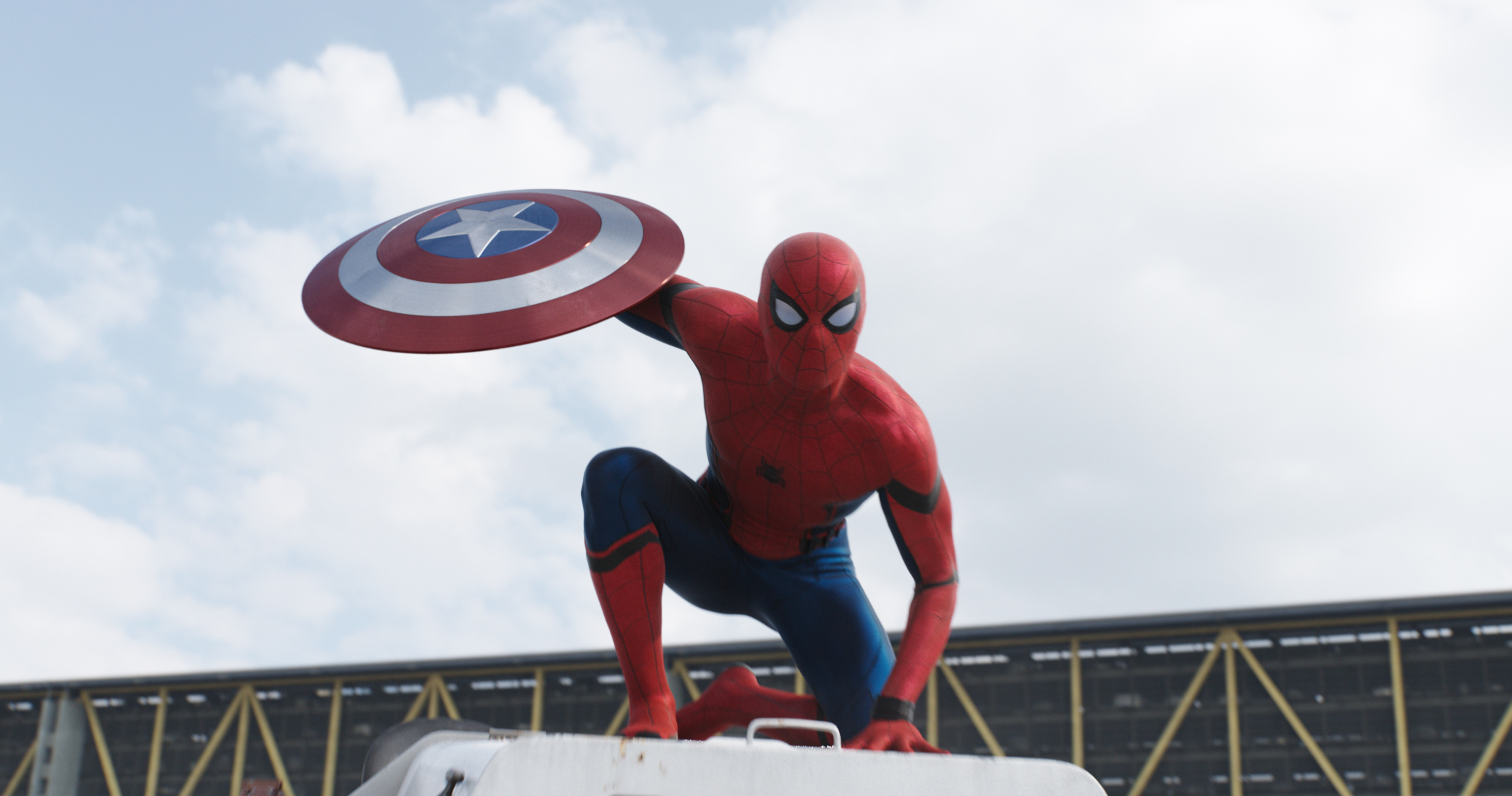 captain-america-civil-war-new-spider-man