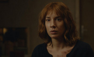 Поглед към чешката шпионска драма „На тъмно“ на HBO