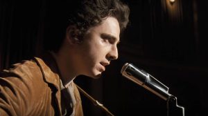 Тимъти Шаламе е Боб Дилън в първи трейлър на „A Complete Unknown“ на Джеймс Манголд